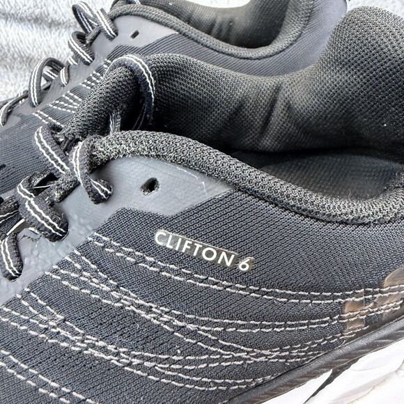 Hoka One One Clifton 6 Wide Shoes Mens Size 10 2E Black Running 1102876 BWHT